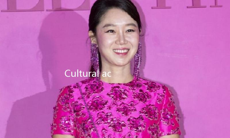 Cultural activities during China Int'l Cultural Industries Fair attract young visitors